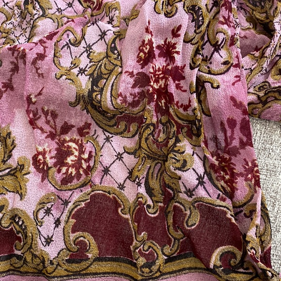 CRINKLY OBLONG LIGHTWEIGHT SCARF - Picture 2 of 3